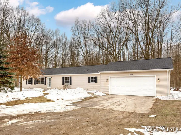 13726 Jennifer Rd, Grand Haven, MI 49417