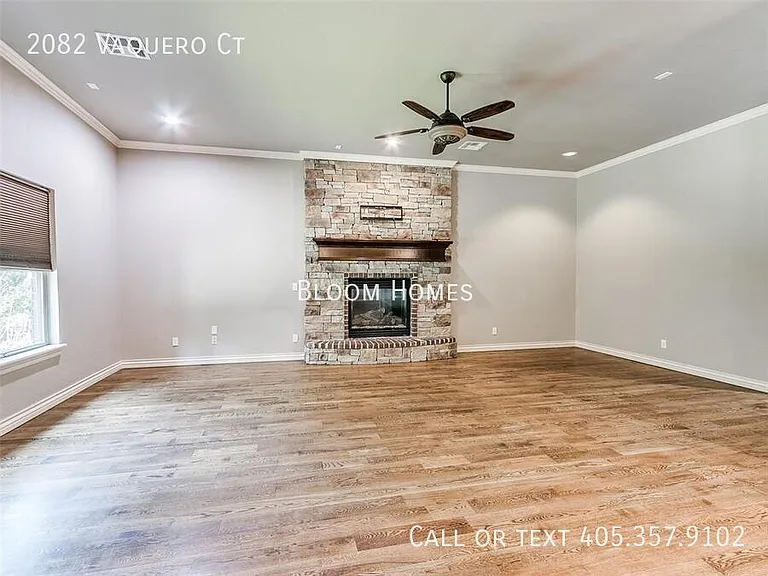 2082 Vaquero Ct — Photo 8