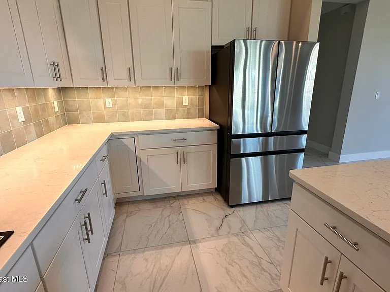 607 Clearwater Ave — Photo 9