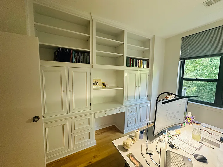 Bedroom/study room