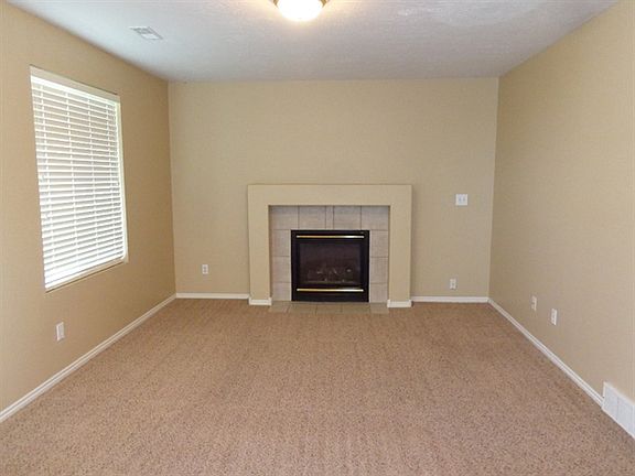 2nd image of 11888 S Goldsmith Ct