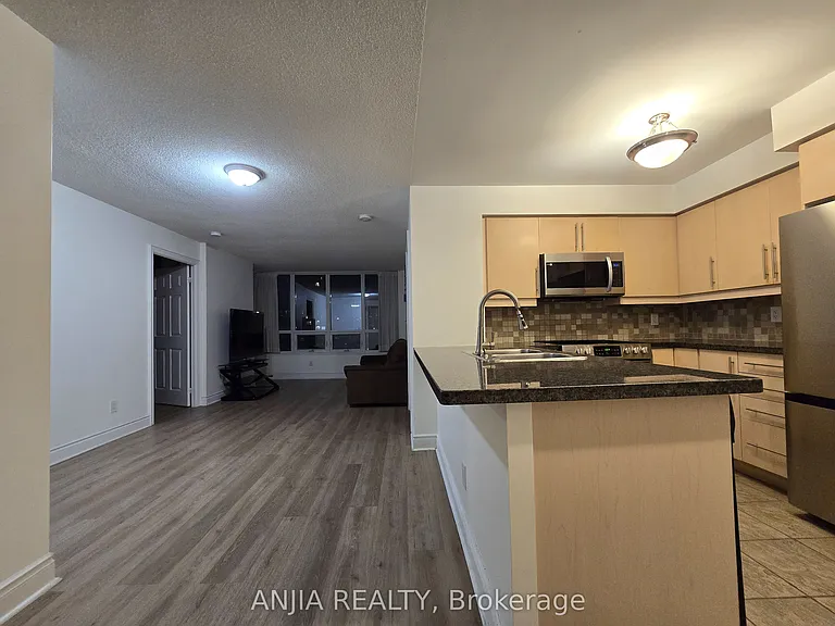 25 Greenview Ave #1026 — Photo 10