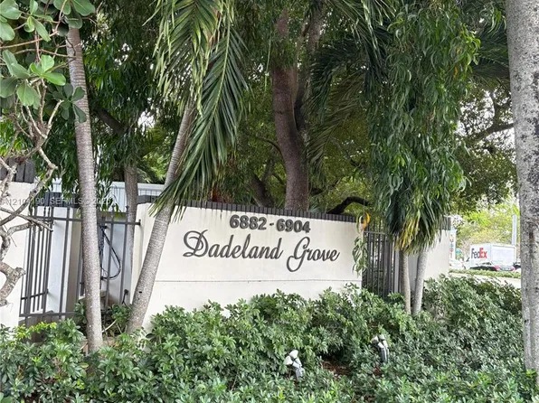 6900 N Kendall Dr APT A102, Pinecrest, FL 33156