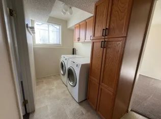 11238 72nd Ave NW #1A, Edmonton, AB T6G0B5