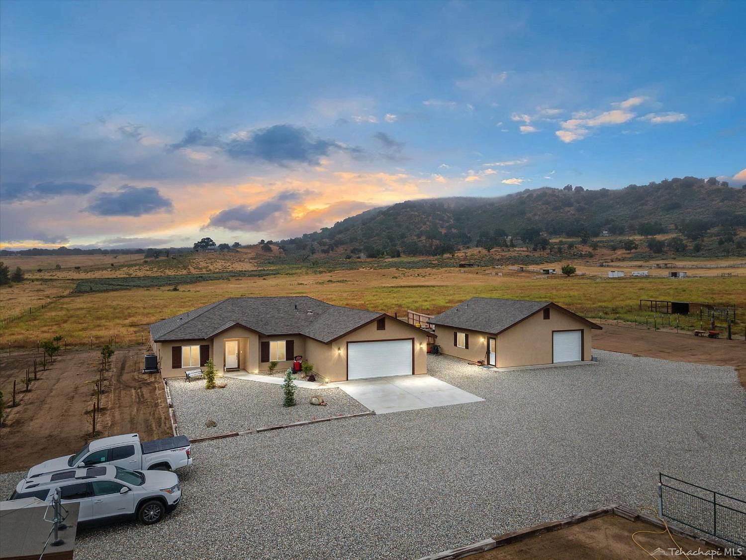 18702 Pellisier Rd, Tehachapi, CA 93561 Zillow