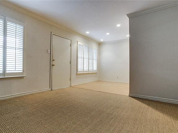 3rd image of 4206 Newton Ave #208