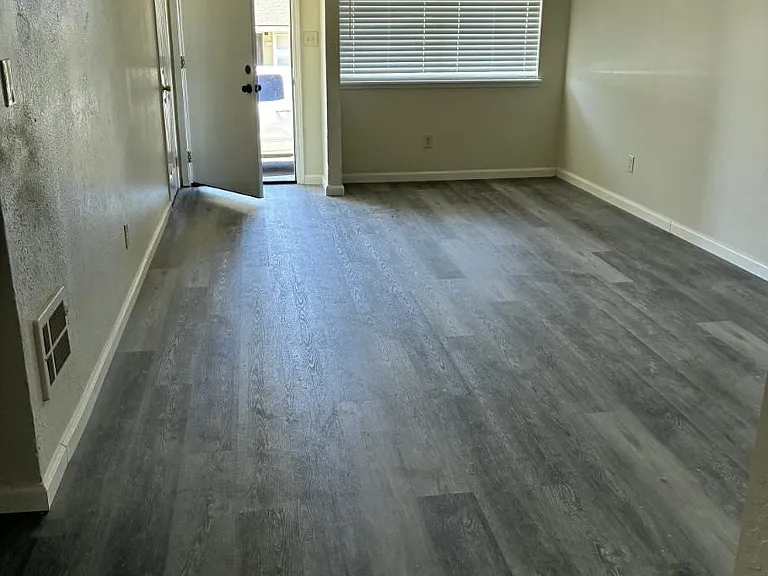 249 Willow St — Photo 5