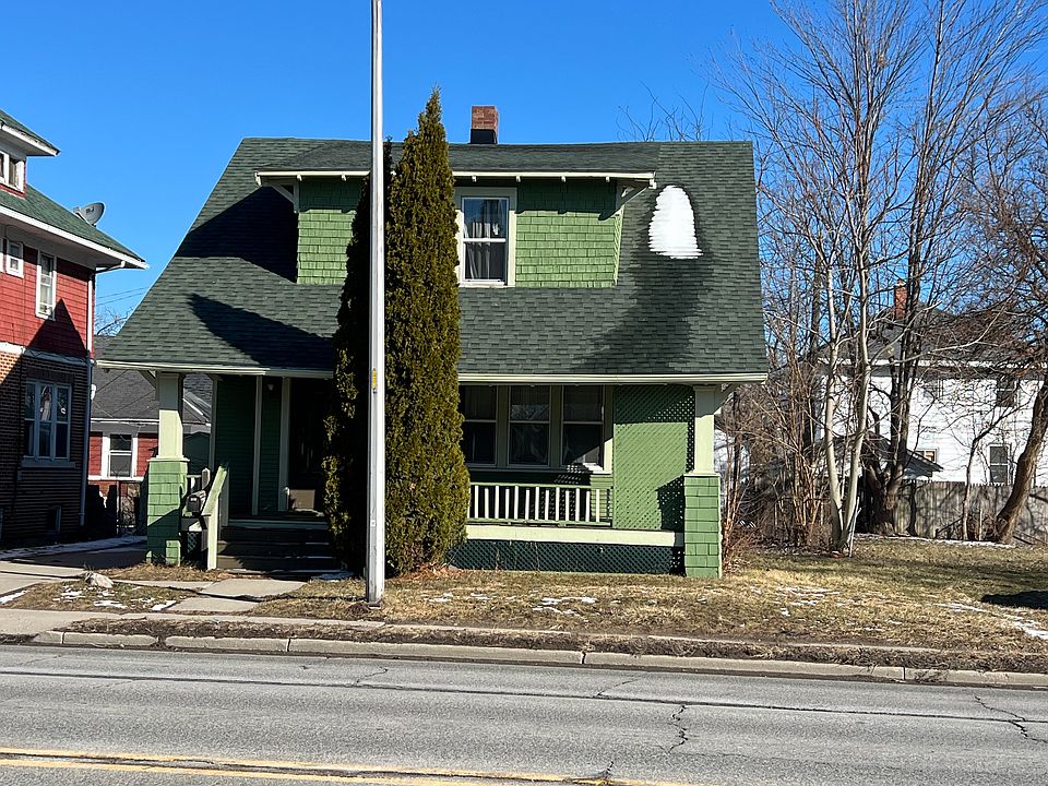 1st image of 1523 Lapeer Ave