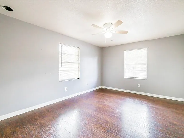 2507 W Virginia Ave #D — Photo 6