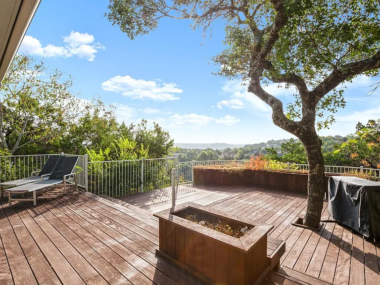 7209 Foxtree Cv — Photo 27