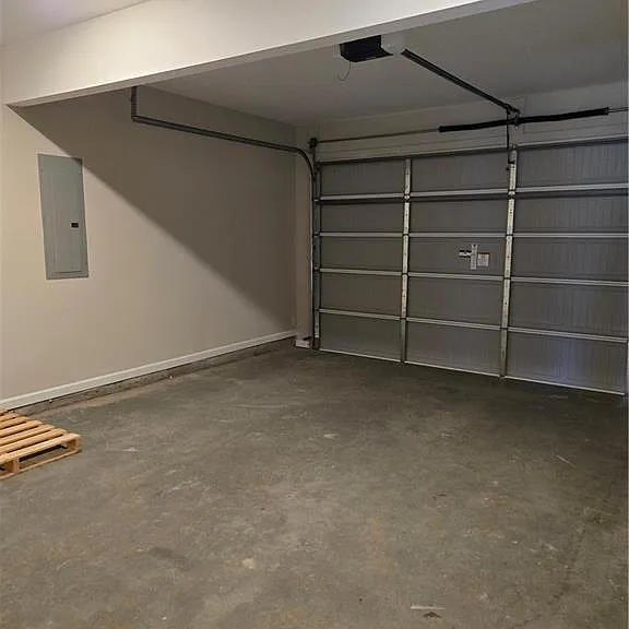 326 Melody Ln — Photo 19