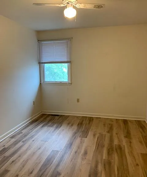 99 Lee Ann Ct — Photo 13