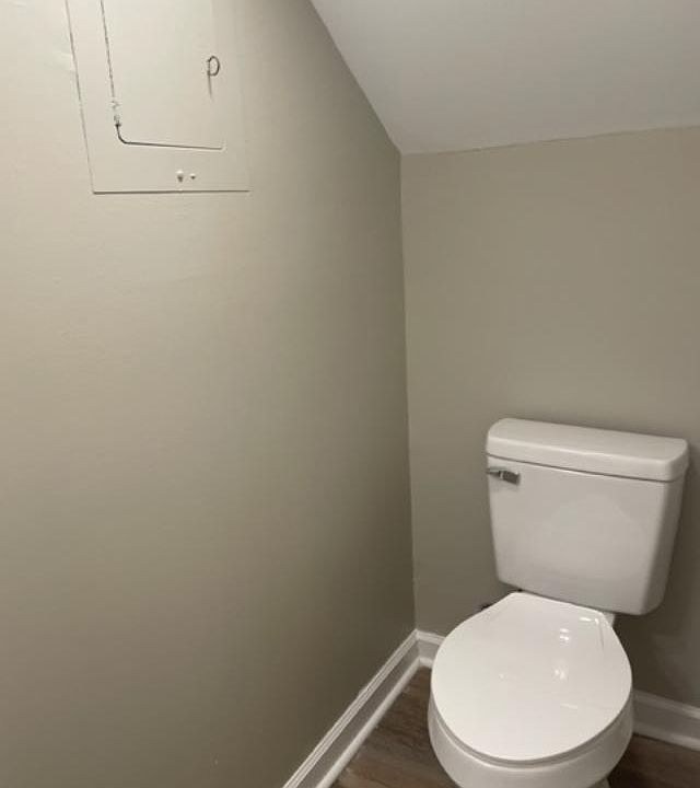 downstairs half bath new comode