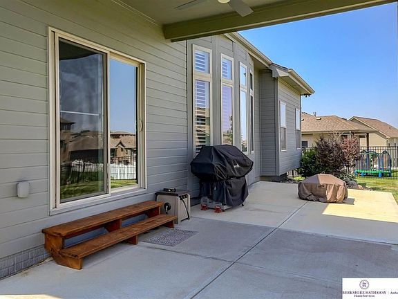 2nd image of 10363 S 125th St