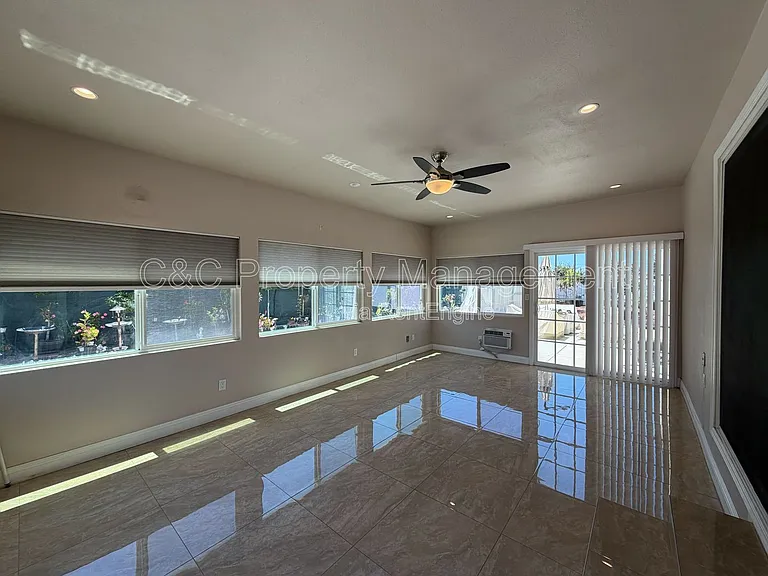 4981 Dassco Ct — Photo 8