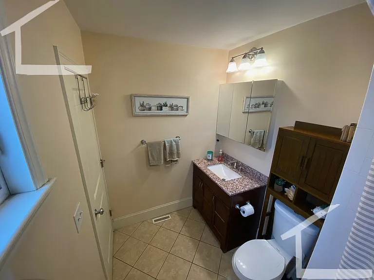 25 Lothrop St #5 — Photo 14