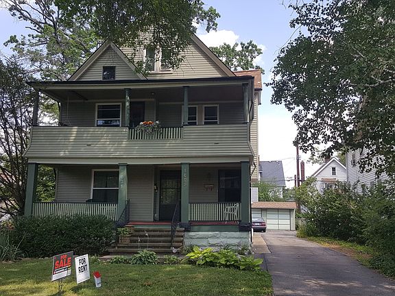 2nd image of 1621 Grace Ave