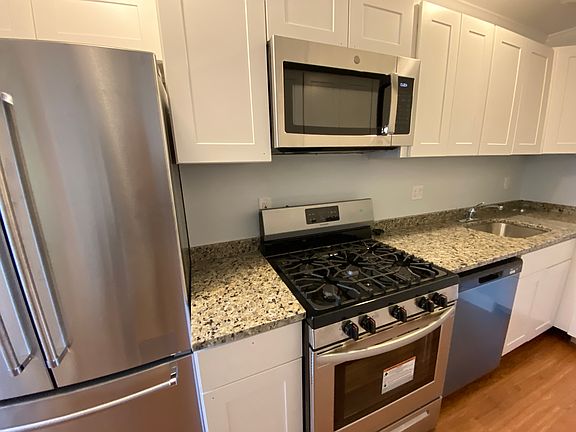 5th image of 1316 Geddes Ave APT 11