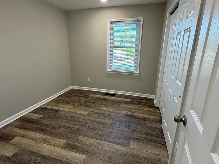 First bedroom (smallest)