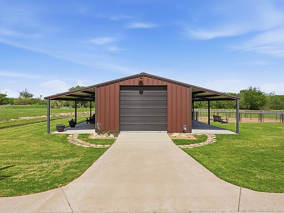 3rd image of 6401 Starlight Ranch Rd