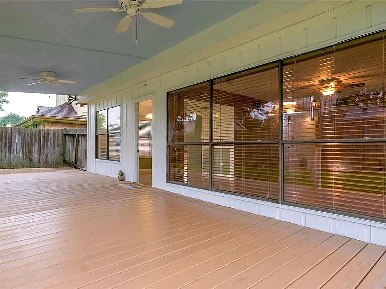 2520 Hadley Cir — Photo 15