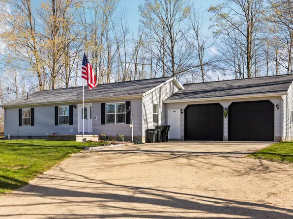 1491 Coppins Rd, Gaylord, MI 49735