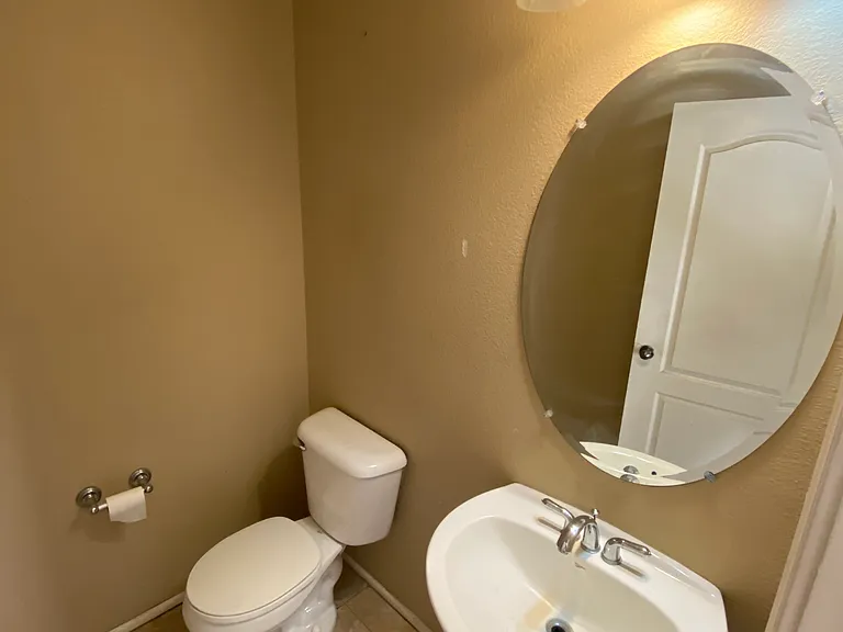 249 W Jersey Way — Photo 7