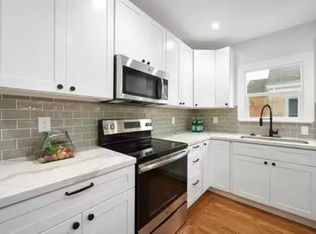 812 5th St, Petaluma, CA 94952