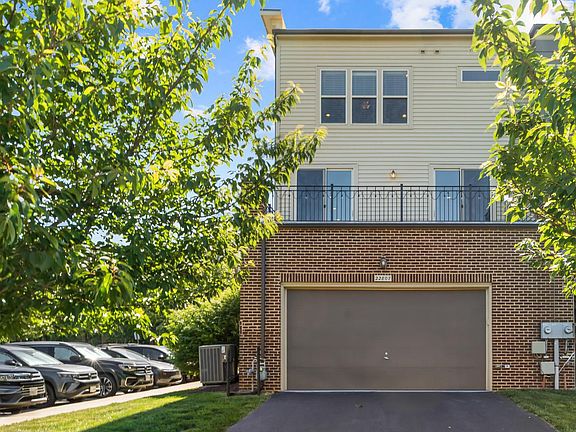 4th image of 22807 Breezy Hollow Dr