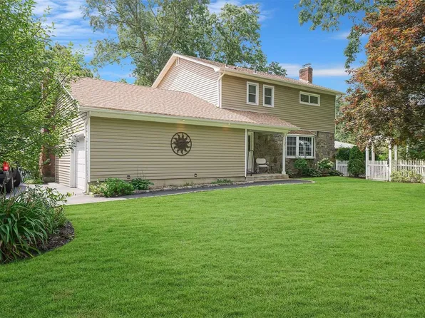 38 Gull Dip Road, Ridge, NY 11961