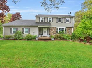 6 Hamilton Dr, Manchester, CT 06042