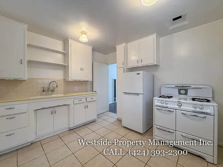 3614 Veteran Ave — Photo 6
