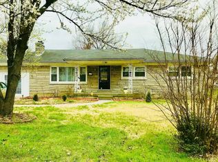 2506 Jenlee Ln, Shively, KY 40216