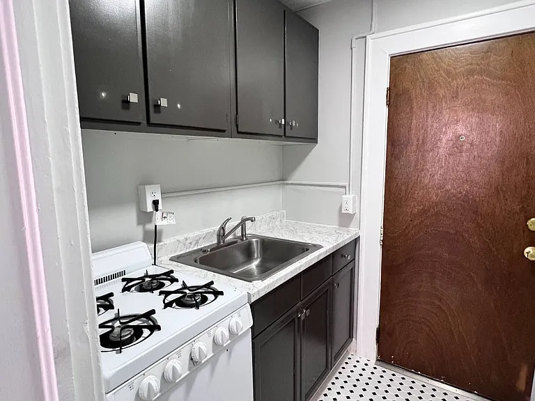 132 Jay St #11 — Photo 1