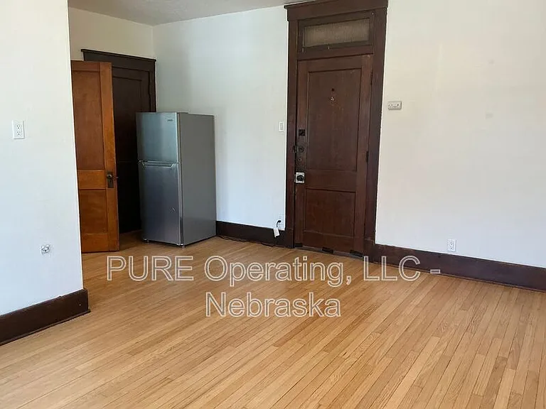 120 N 6th St — Photo 94