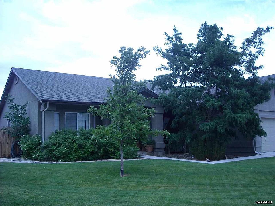 1st image of 20985 Gunnison Dr