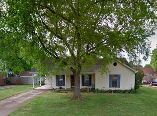 6079 Flynthill Dr, Bartlett, TN 38135