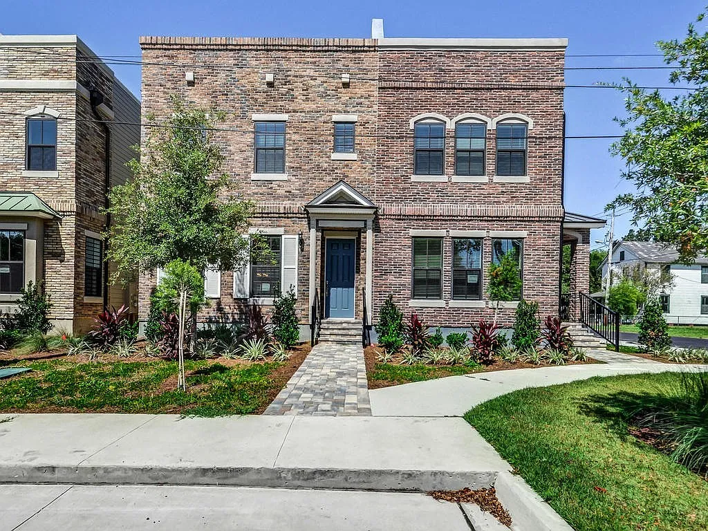 Harbor View Townhome — Photo 3