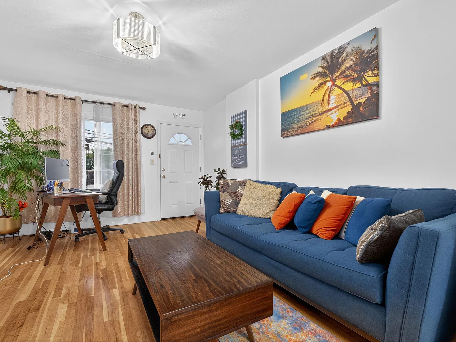 3 bed, 2.0 bath, $3,200 — Photo 4