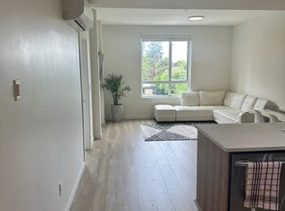 5420 208th St #301, Langley, BC V3A0P8
