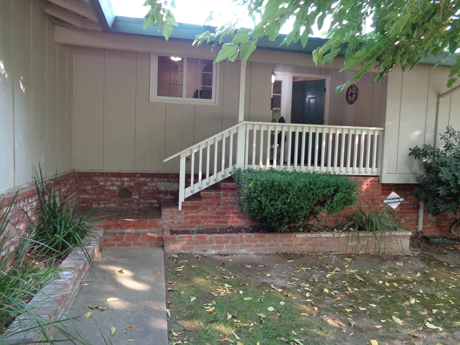 4 bed, 2106 sqft, $3,250 — Photo 3
