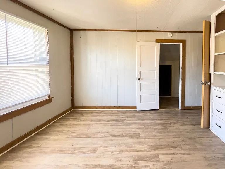 2106 W. Main St. (Whim & Proper LLC) — Photo 9