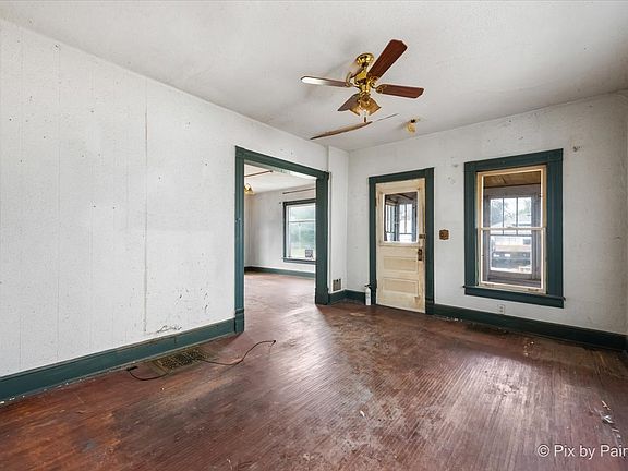 5th image of 206 W Blackman St