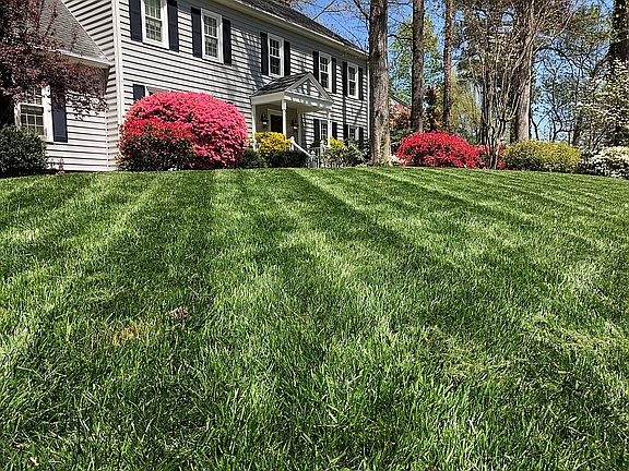 3rd image of 11330 Bondurant Dr