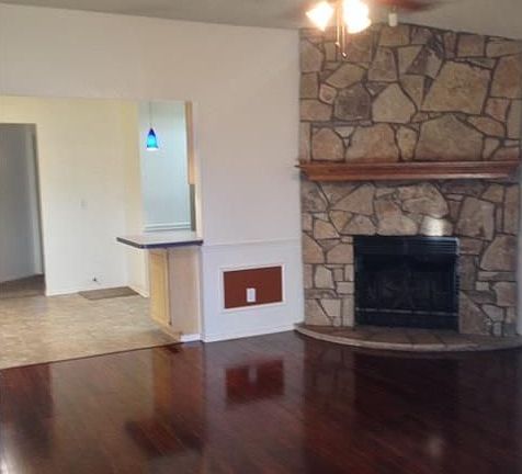 5th image of 518 Mockingbird Dr