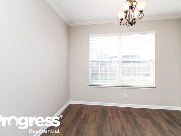 3rd image of 3109 Holsted Dr