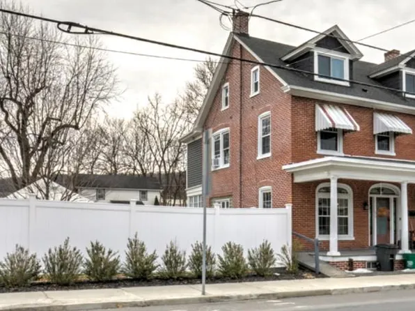 247 Church Ave, Ephrata, PA 17522