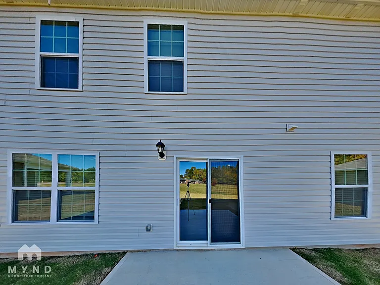 2259 Meadow Stream Dr — Photo 23