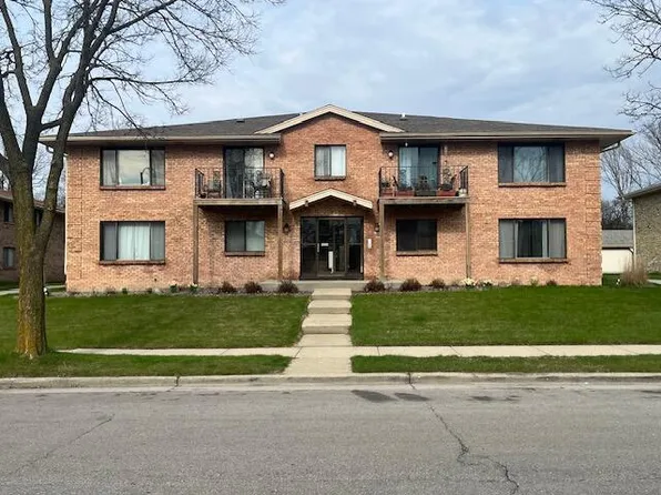 4225 North 104th STREET, Milwaukee, WI 53222