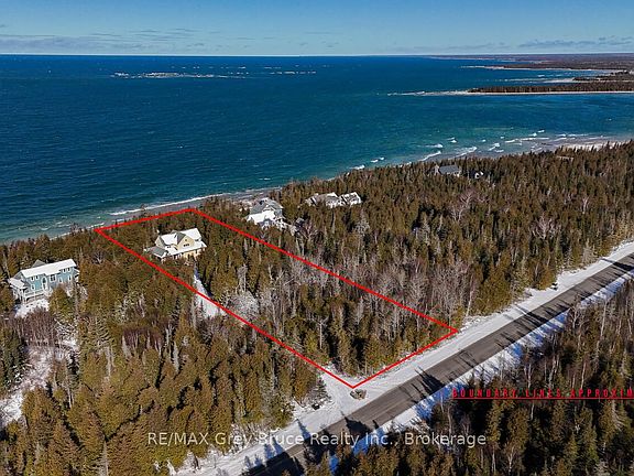 5th image of 90 Greenough Point Rd